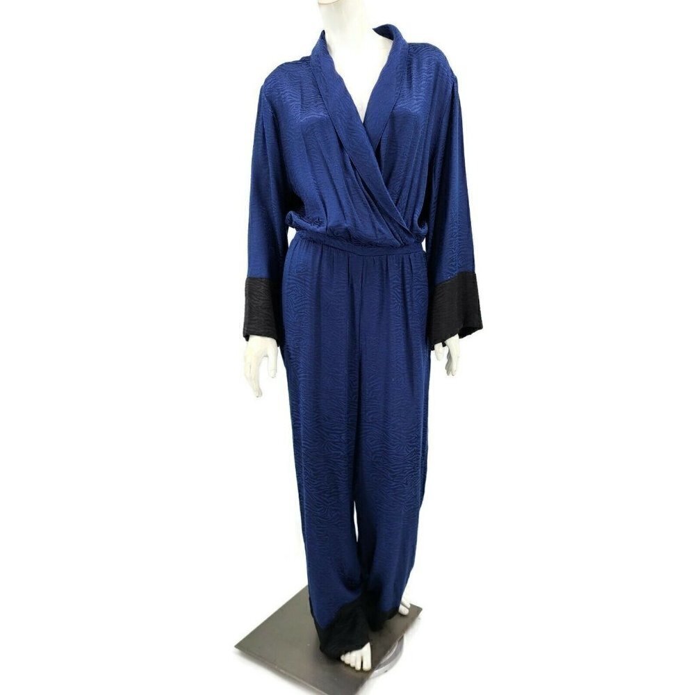 New Victoria's Secret Pajama Jumpsuit Womens Large Blue Zebra Stripe Satin